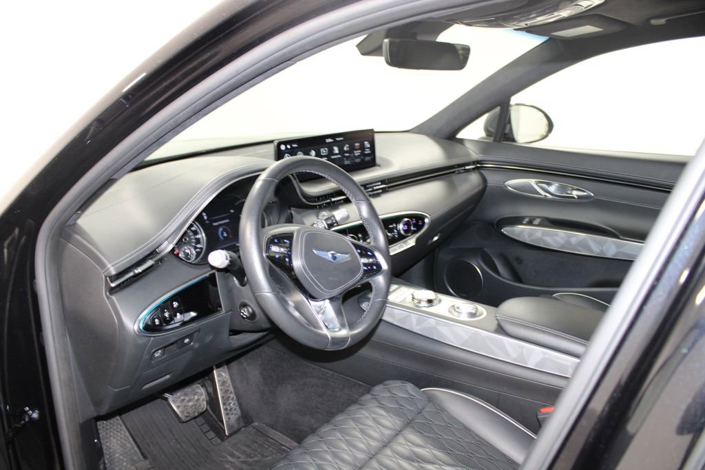 Used 2022 Genesis GV70 3.5T Sport w/ Sport Advanced Package image 22