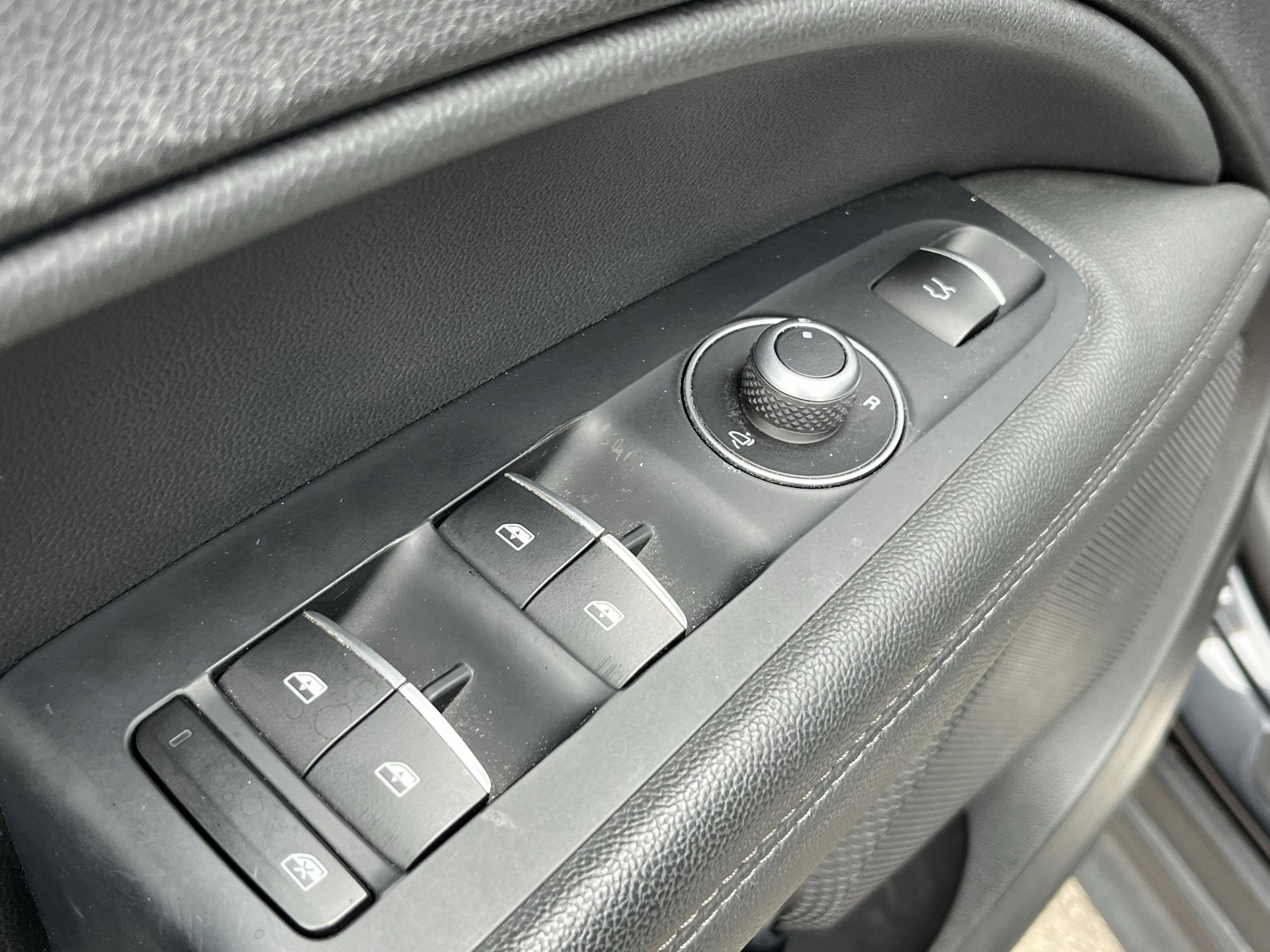 Used 2018 Alfa Romeo Stelvio Ti Sport AWD/4WD image 13
