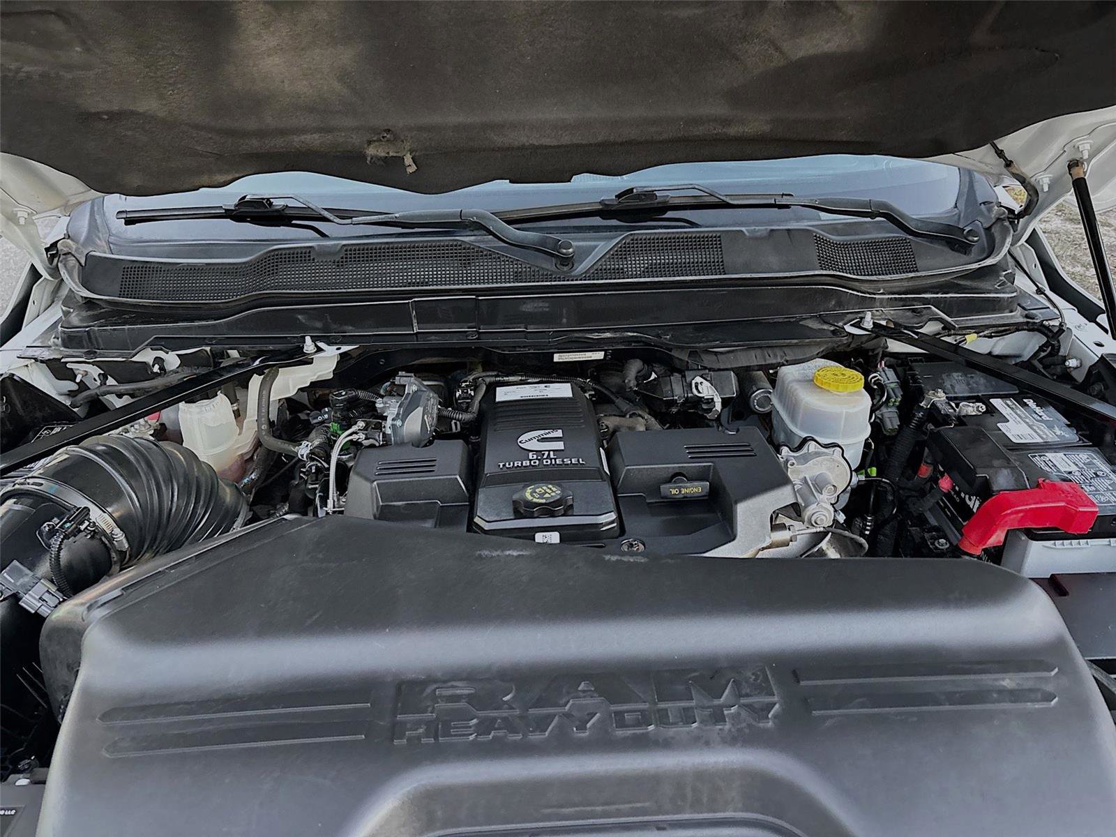 Used 2022 RAM 2500 Tradesman w/ Chrome Appearance Group image 31