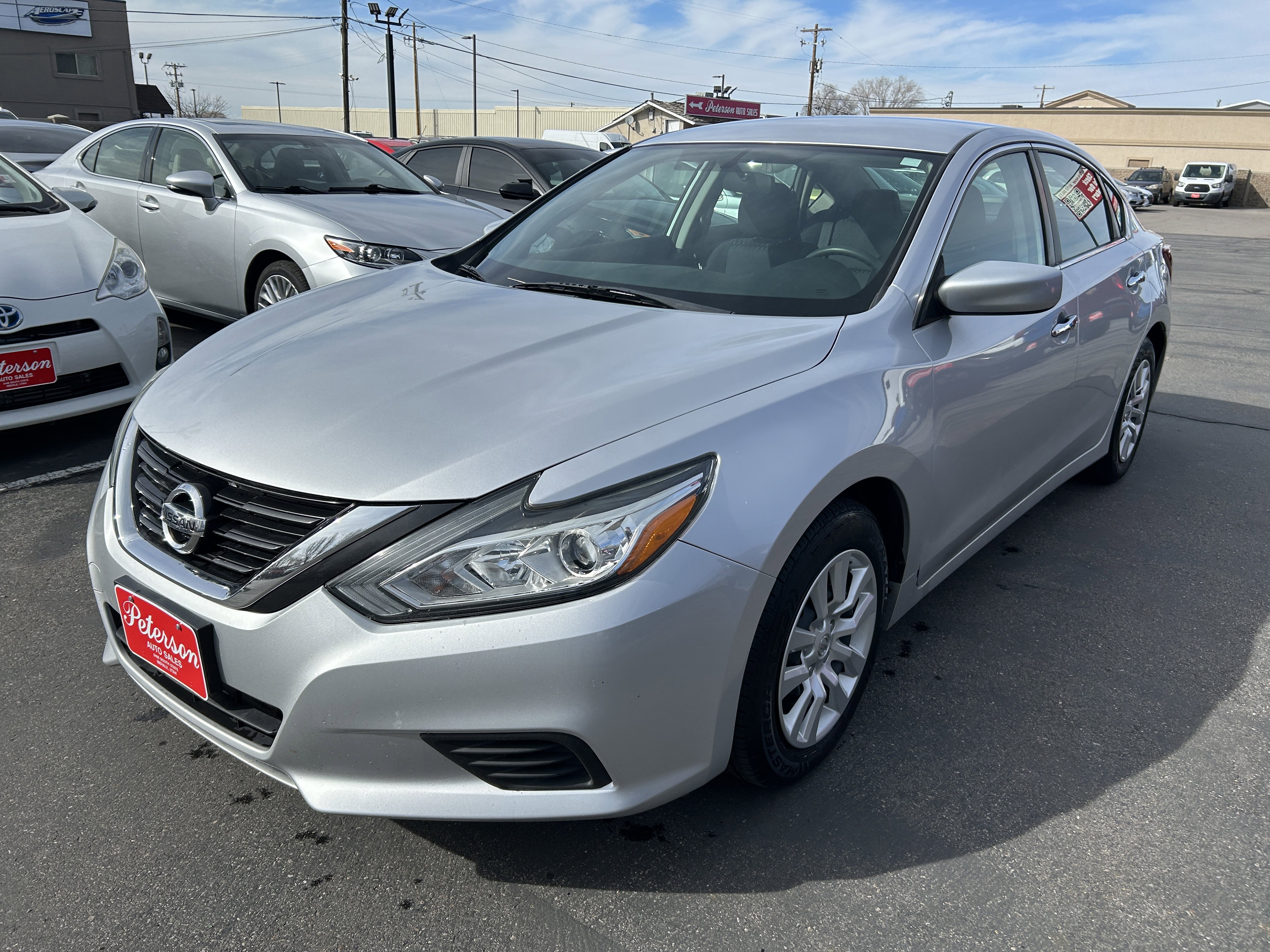 Used 2018 Nissan Altima 2.5 S image 2
