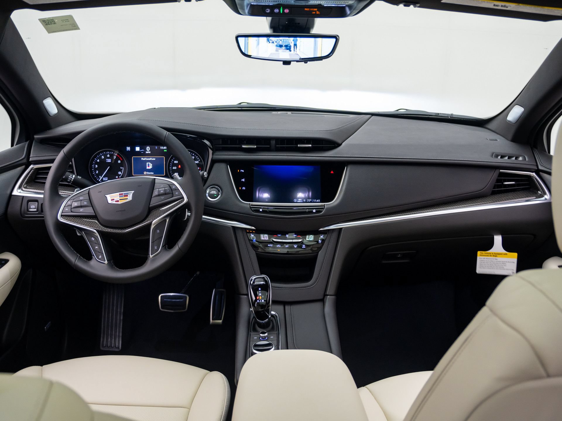 New 2026 Cadillac XT5 Sportv w/ LPO, Floor Liner Package AWD/4WD image 9