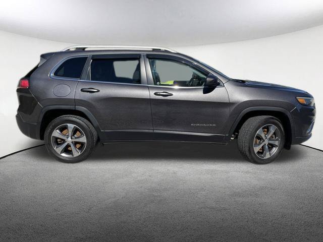 Used 2019 Jeep Cherokee Limited w/ Luxury Group AWD/4WD image 18