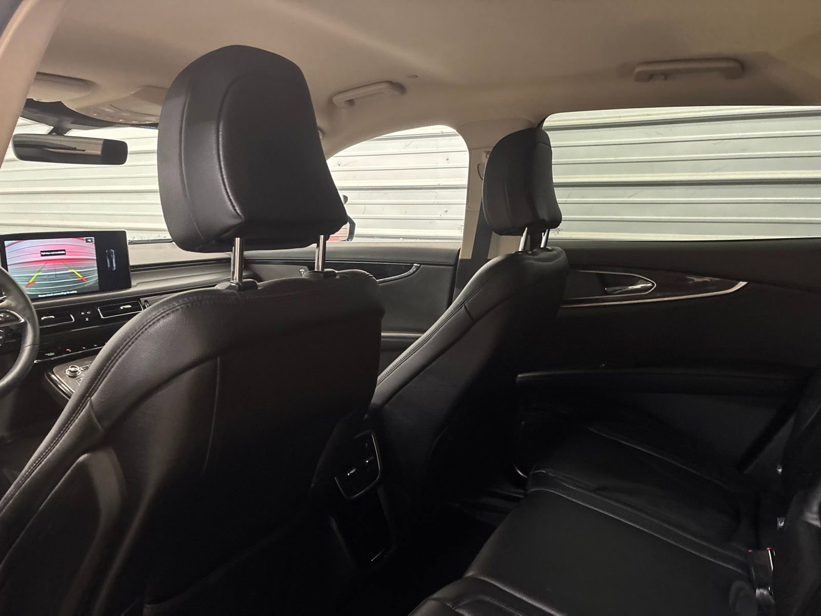 Used 2022 Lincoln Nautilus AWD image 26