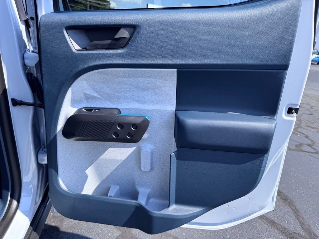 New 2026 Ford Maverick XLT w/ XLT Luxury Package FWD image 25