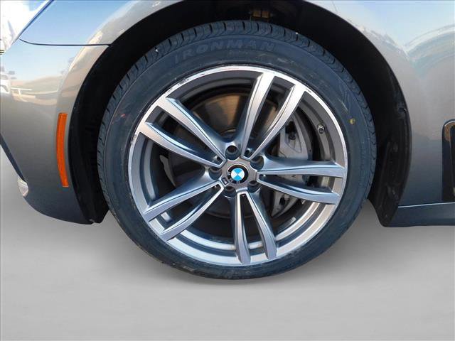 Used 2019 BMW 750i xDrive w/ Executive Package image 27