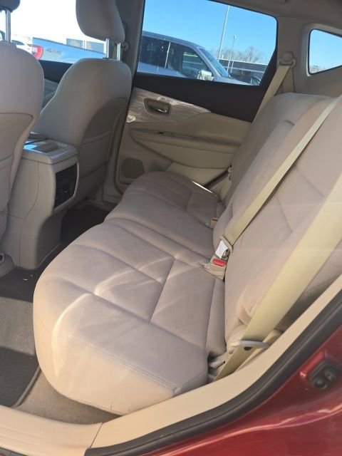 Used 2015 Nissan Murano S image 30