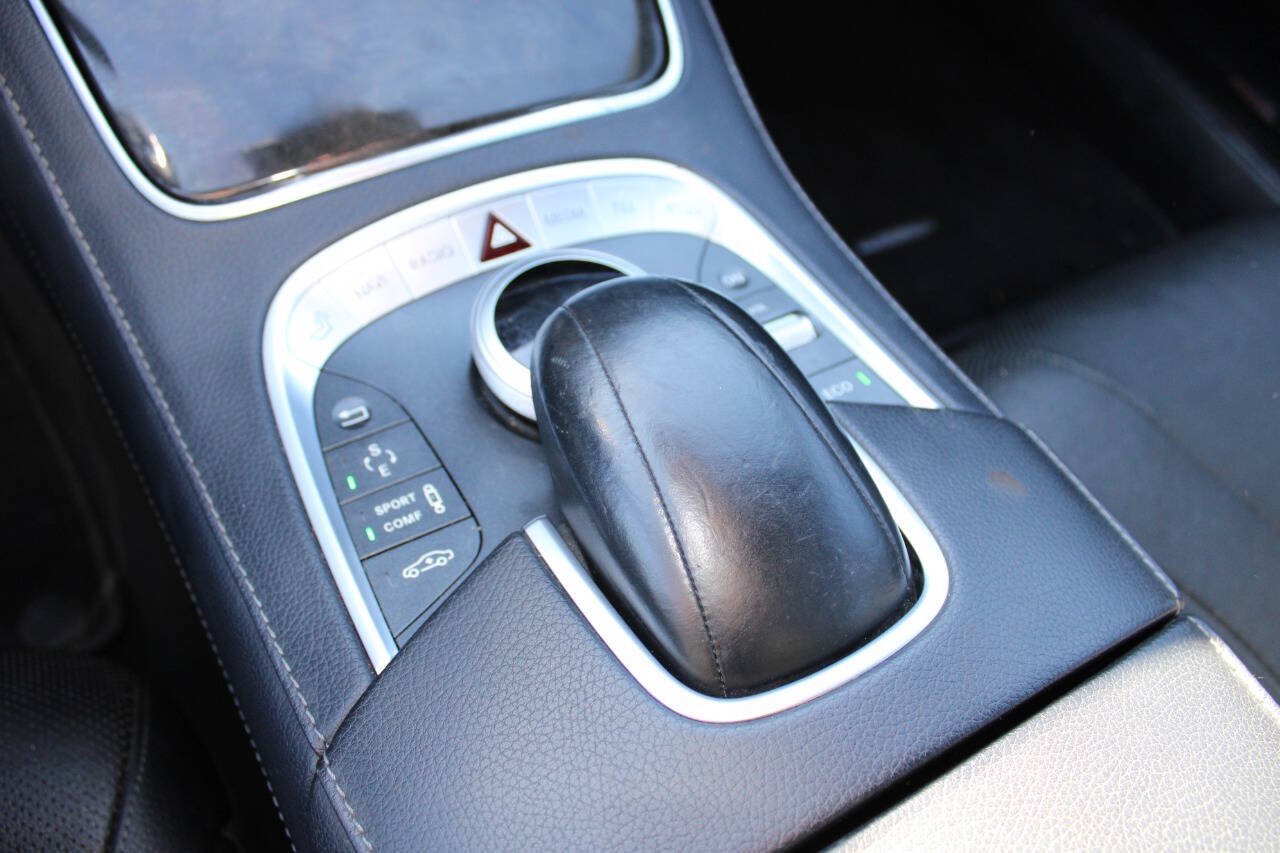 Used 2014 Mercedes-Benz S 550 Sedan image 17