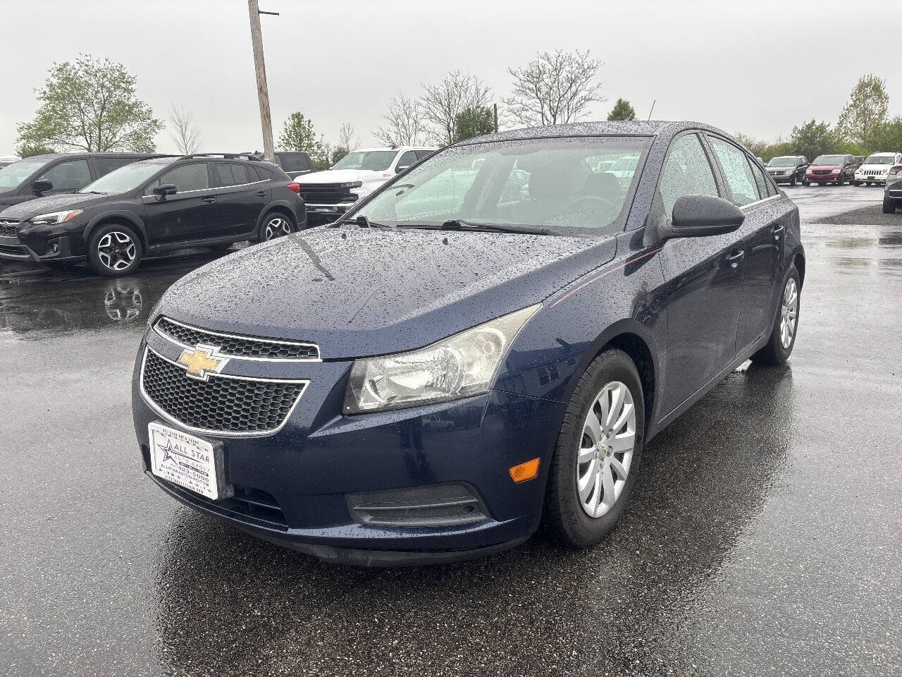 Used 2011 Chevrolet Cruze LS FWD image 3