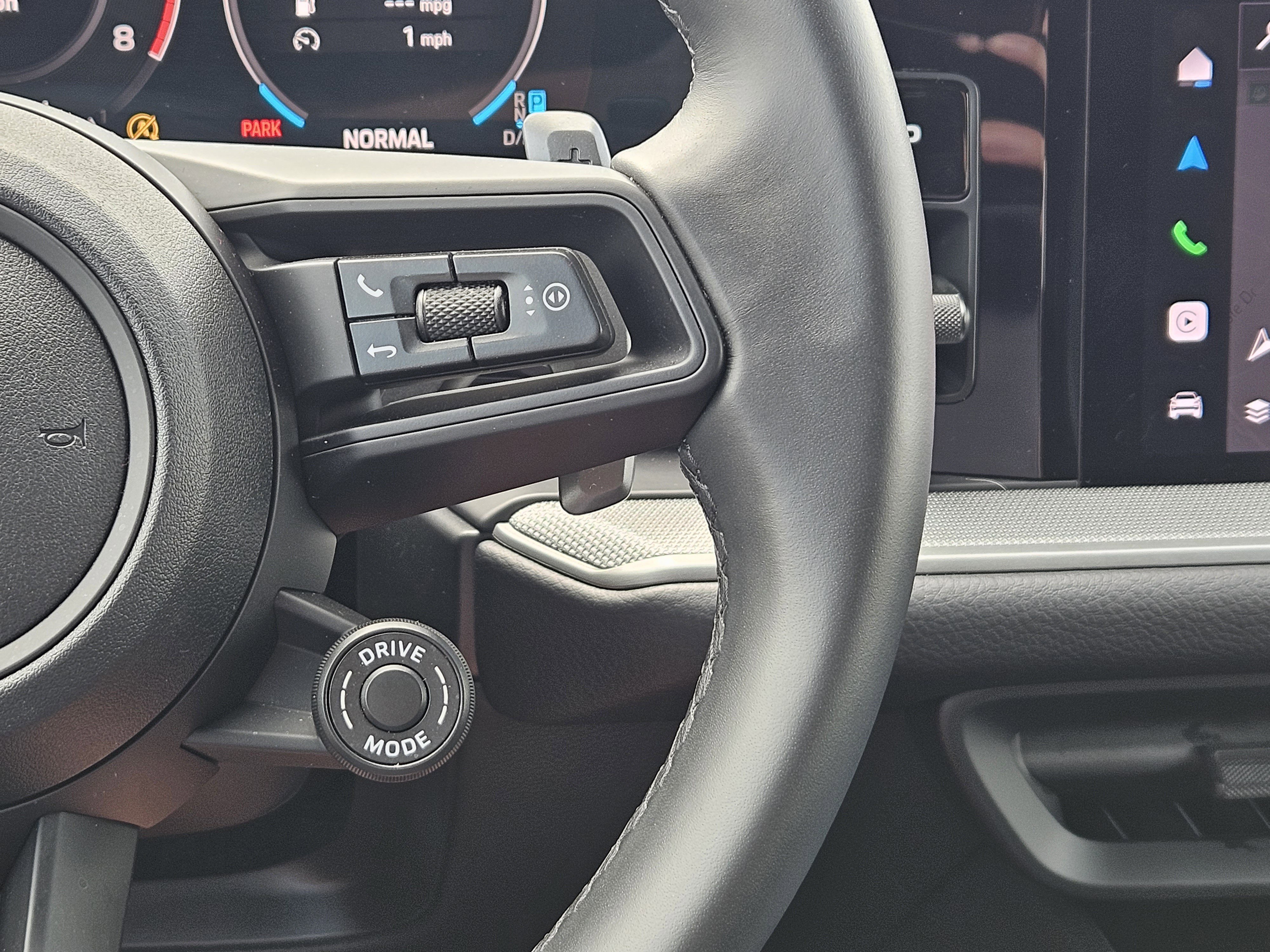 Certified 2026 Porsche Cayenne Coupe image 27