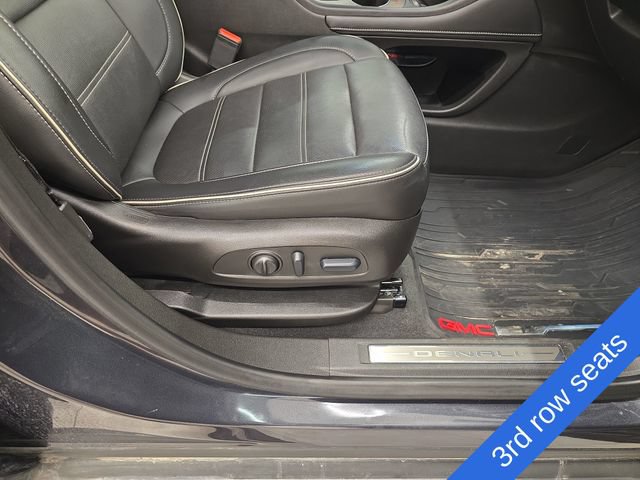Used 2022 GMC Acadia Denali w/ Denali Ultimate Package AWD/4WD image 10