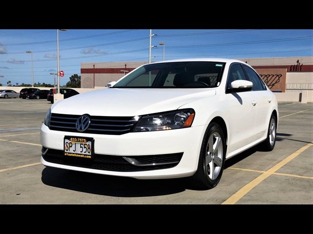 Used 2015 Volkswagen Passat 1.8T SE FWD image 1