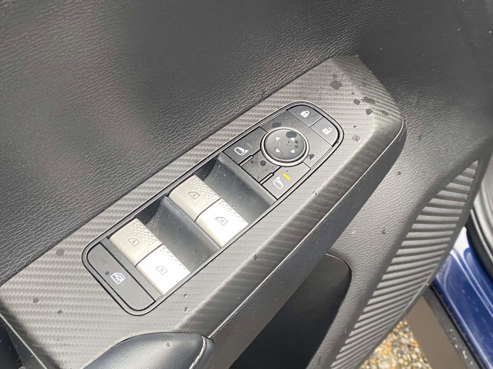 Used 2022 Mitsubishi Outlander SE image 15