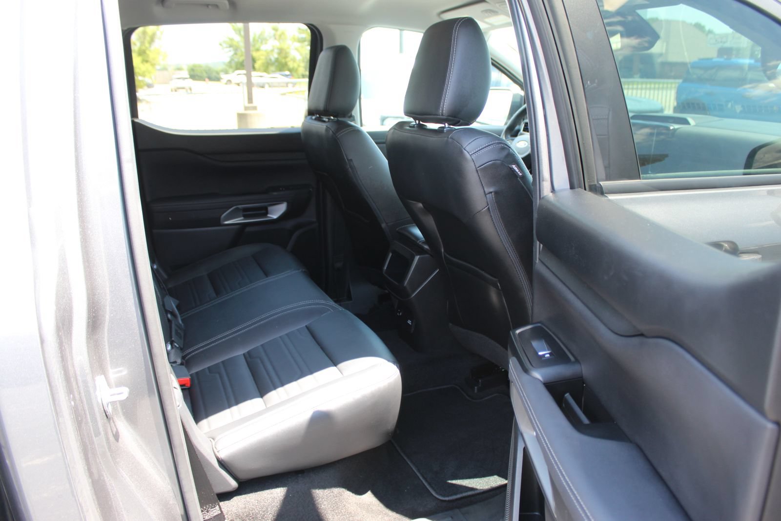 Used 2024 Ford Ranger Lariat w/ Advanced Towing Package AWD/4WD image 16