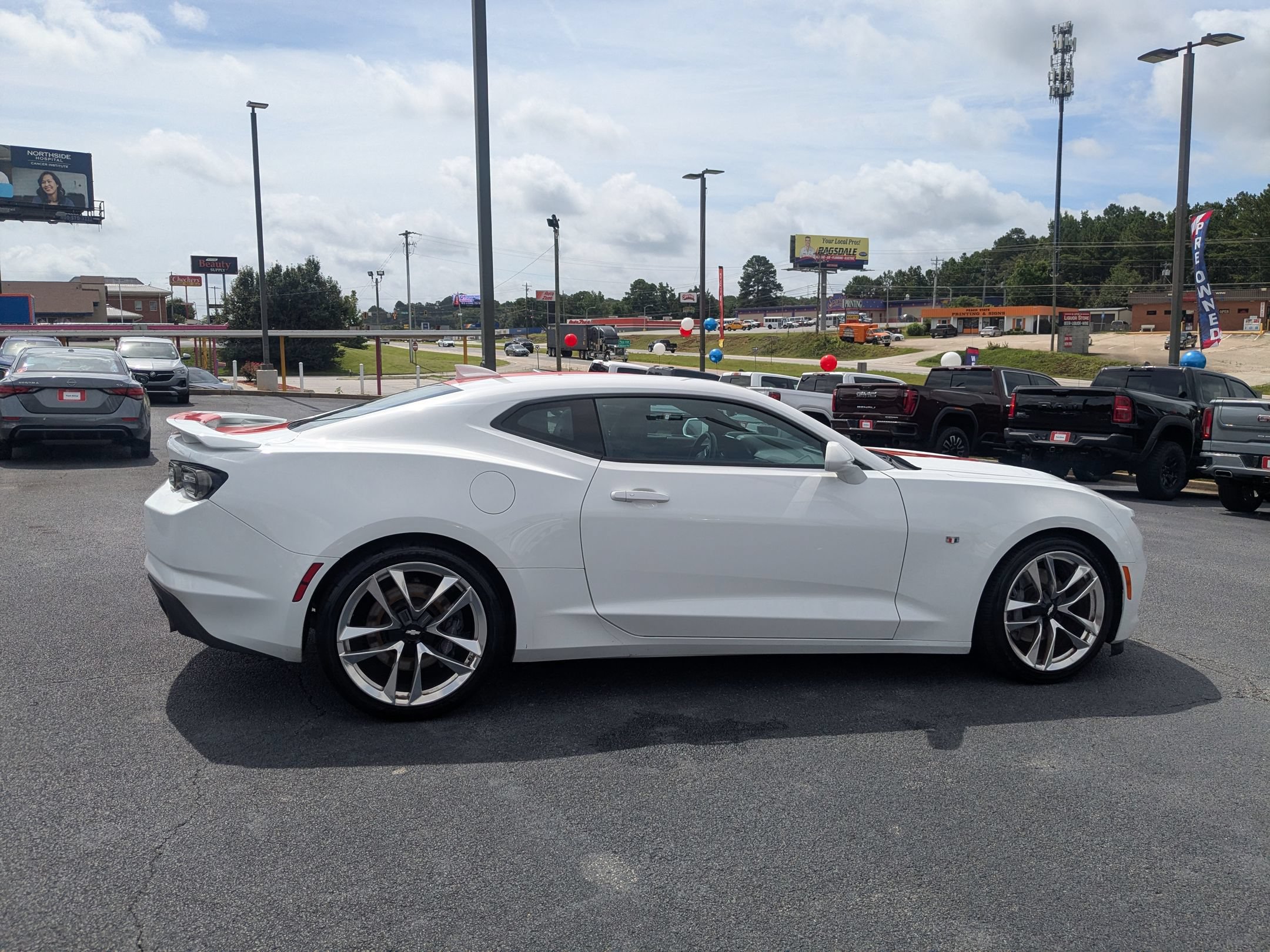 Used 2022 Chevrolet Camaro SS RWD image 4