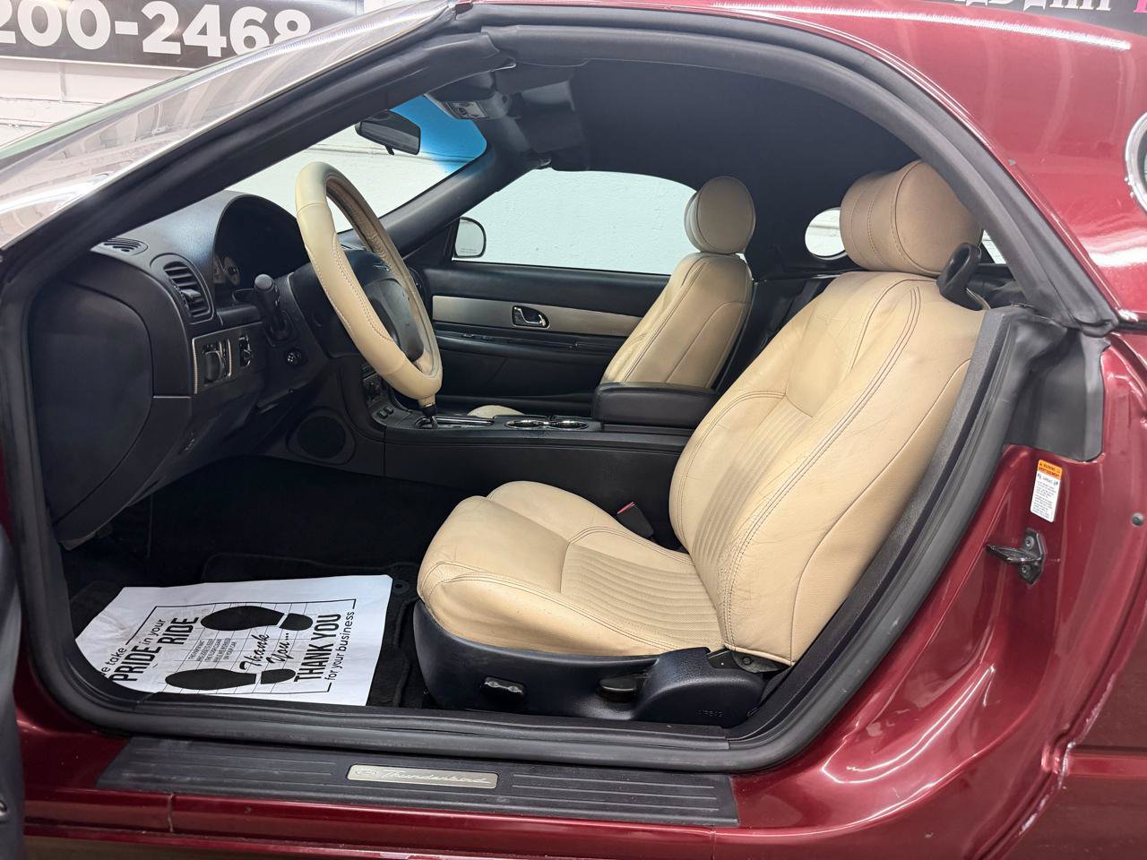 Used 2004 Ford Thunderbird RWD image 16