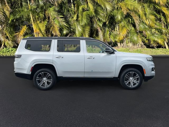 Used 2023 Jeep Grand Wagoneer 4WD image 4