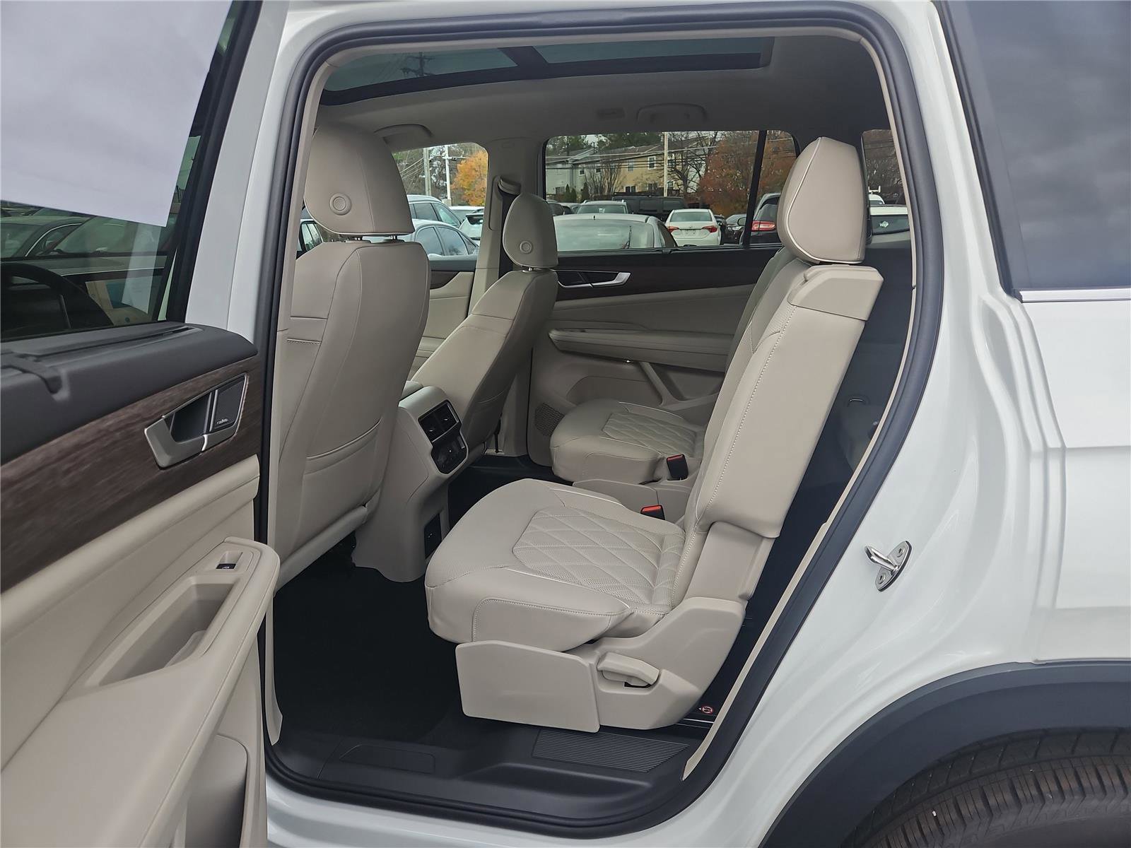 New 2026 Volkswagen Atlas SEL Premium R-Line image 25