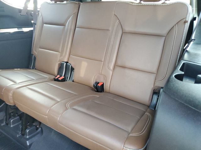 Used 2021 Chevrolet Suburban High Country AWD/4WD image 29