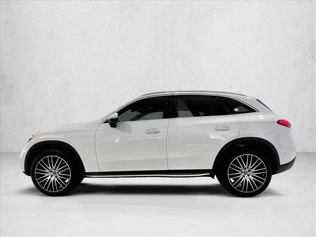 Used 2025 Mercedes-Benz GLC 300 image 6