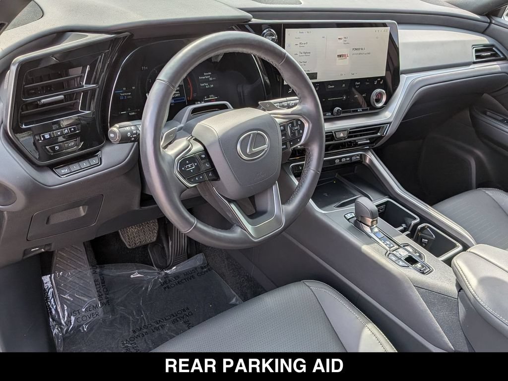 Used 2025 Lexus TX 350 AWD w/ Technology Package image 2