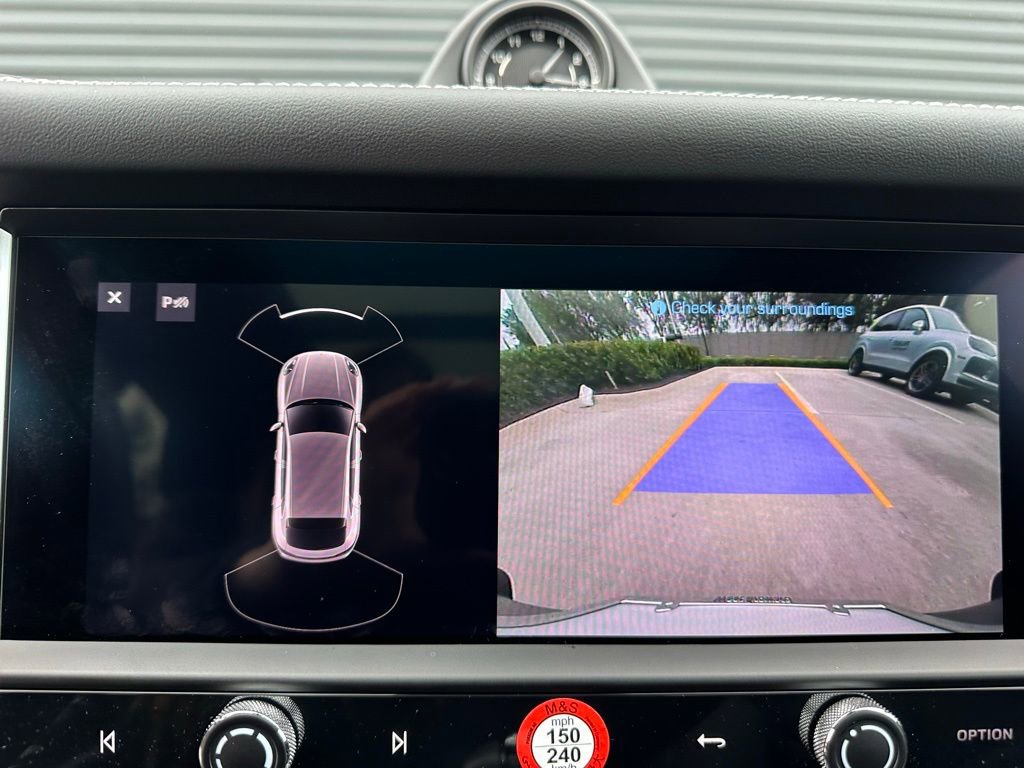 Certified 2025 Porsche Macan image 31