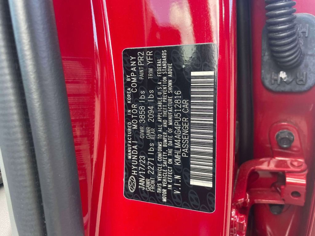 Used 2023 Hyundai Elantra SEL w/ Cargo Package image 18