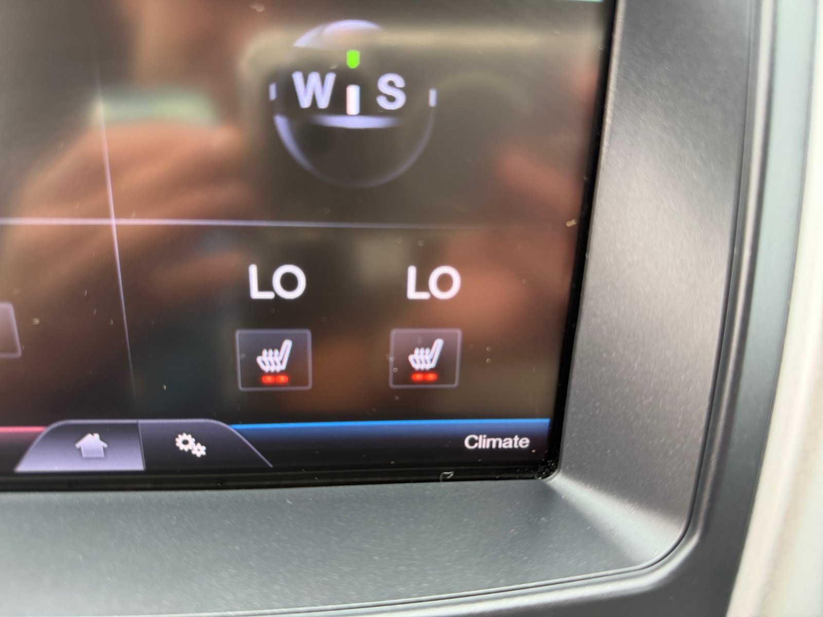 Used 2013 Ford Edge Limited FWD image 19