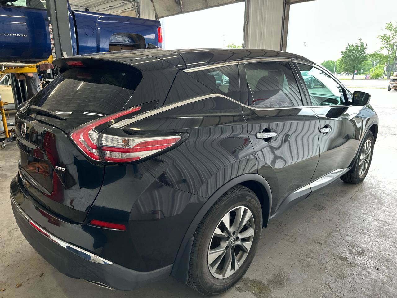 Used 2015 Nissan Murano S w/ Navigation Package AWD/4WD image 5