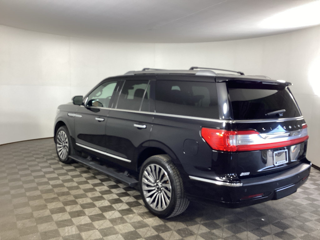 Used 2019 Lincoln Navigator Reserve w/ Cargo Package AWD/4WD image 4