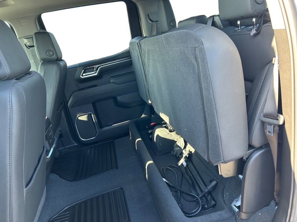 New 2026 Chevrolet Silverado 1500 LTZ w/ Technology Package AWD/4WD image 16