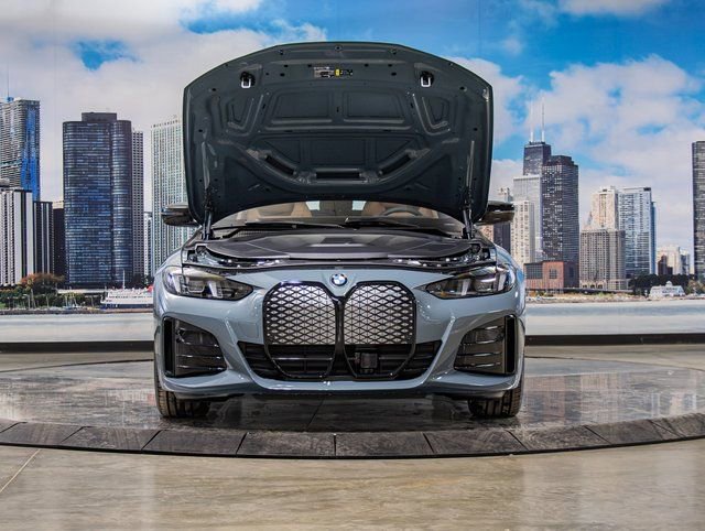 Used 2026 BMW i4 xDrive40i w/ M Sport Package image 4