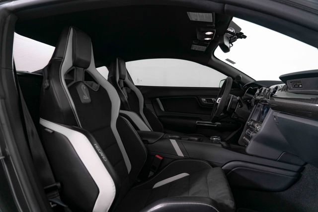 Used 2020 Ford Mustang Shelby GT500 w/ Carbon Fibre Track Pack RWD image 25