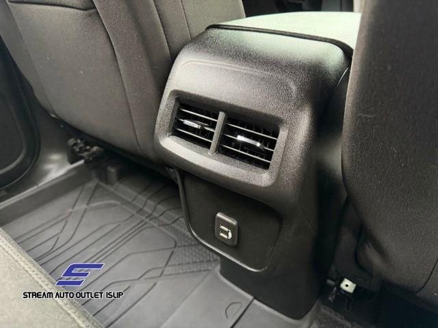 Used 2021 Chevrolet Equinox LS w/ LS Convenience Package image 21