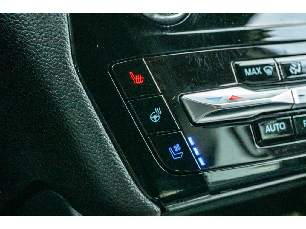 Used 2024 Ford Explorer Limited image 25