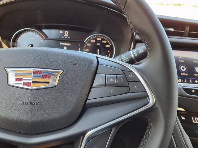 New 2026 Cadillac XT5 Luxury AWD/4WD image 16