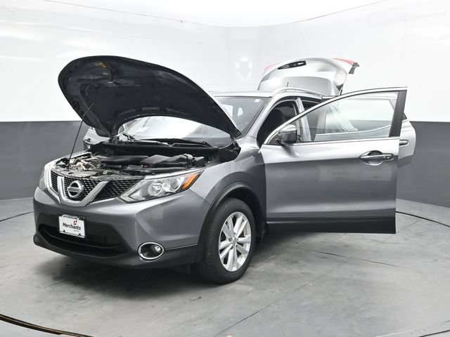 Used 2017 Nissan Rogue Sport SV w/ SV All-Weather Package AWD/4WD image 52