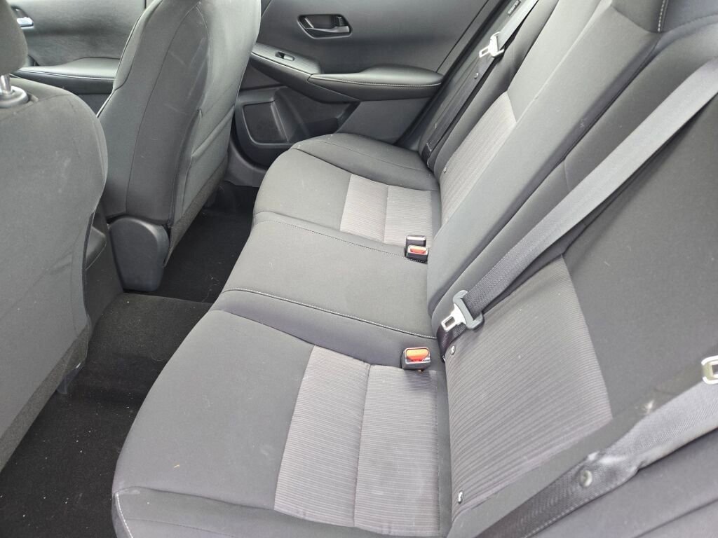 Used 2025 Nissan Sentra SV FWD image 14