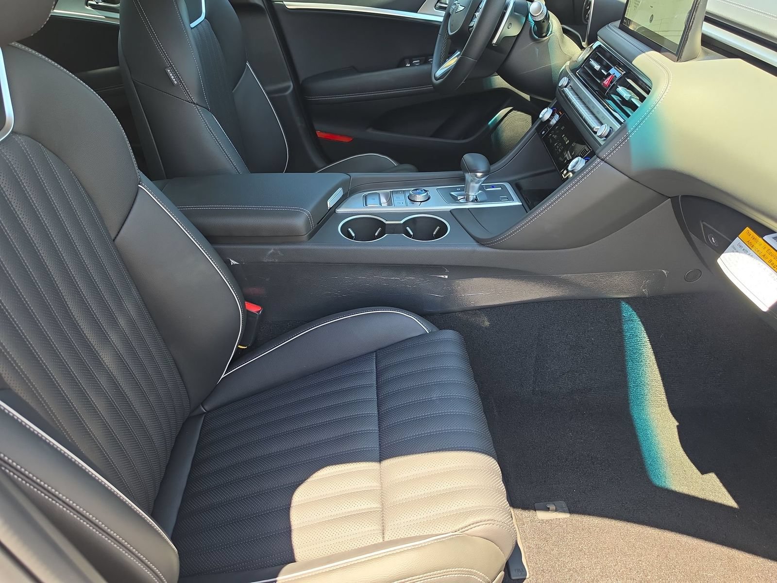 Certified 2026 Genesis G70 2.5T Prestige RWD image 18