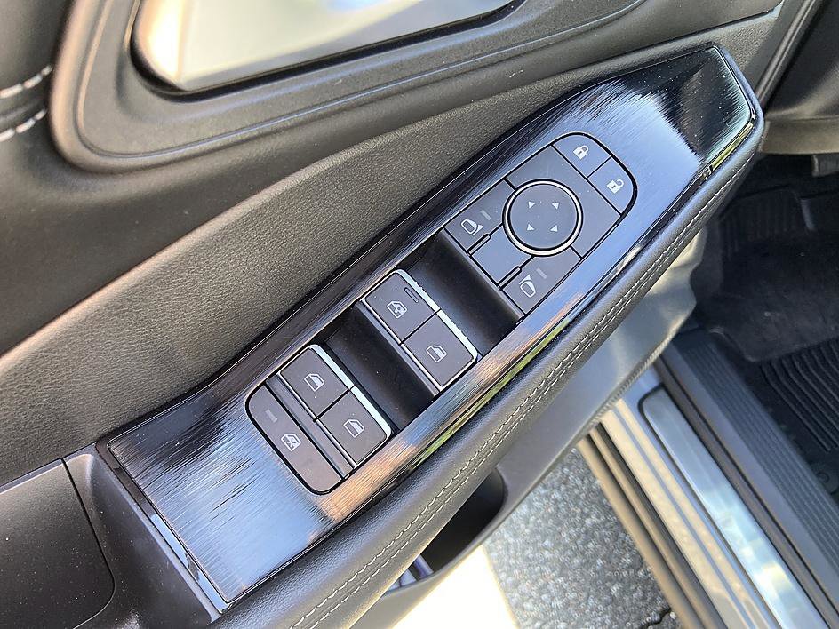 Certified 2024 Nissan Rogue SL image 10