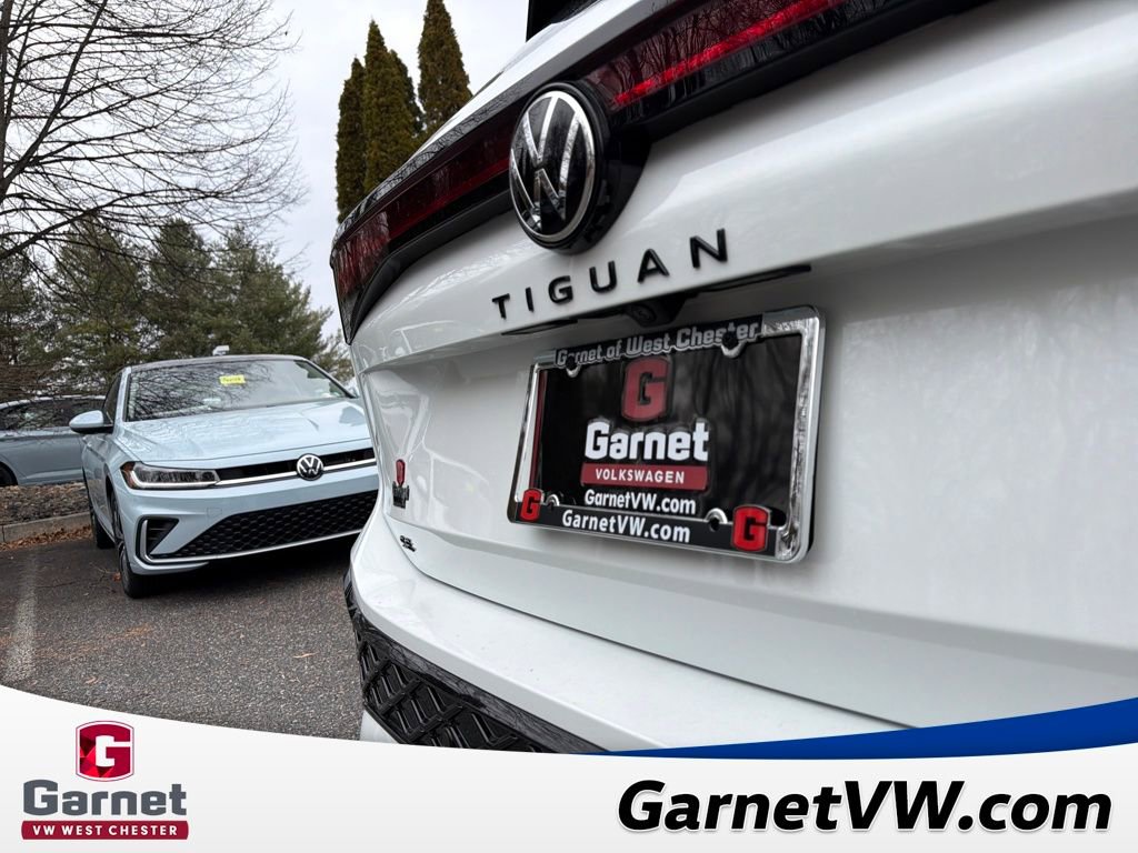 New 2026 Volkswagen Tiguan SE R-Line image 21
