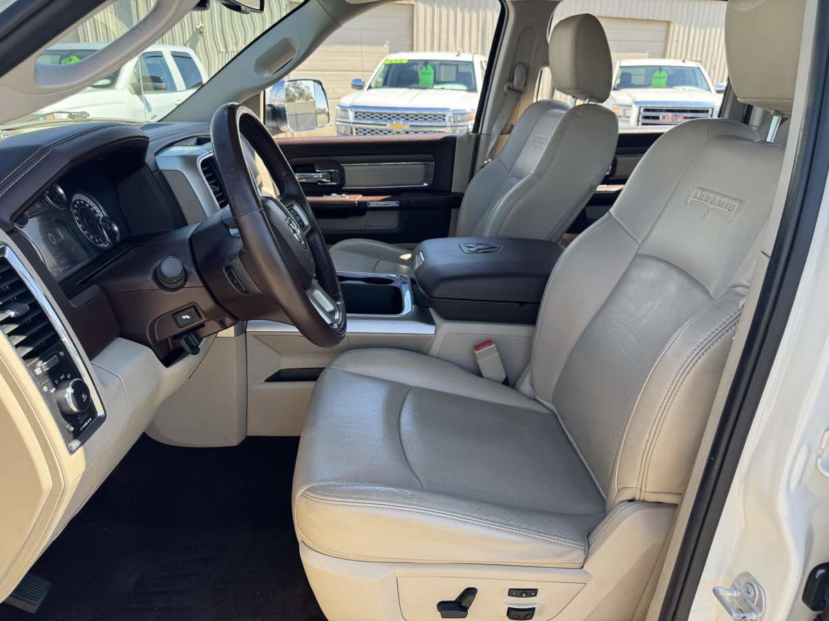 Used 2016 RAM 1500 Laramie w/ Convenience Group image 20