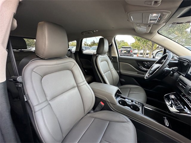 Certified 2024 Lincoln Corsair AWD w/ Equipment Group 101A image 35
