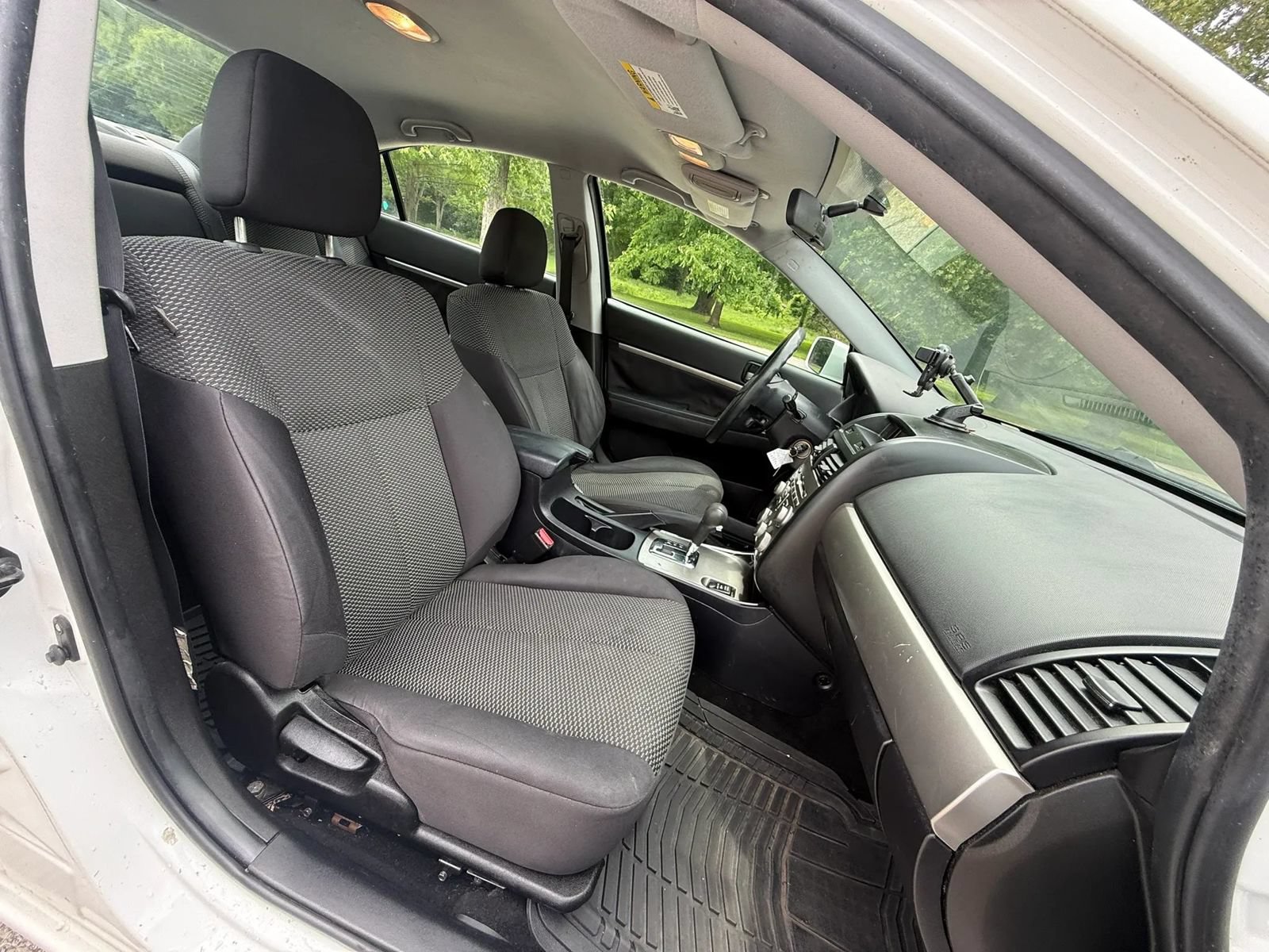 Used 2012 Mitsubishi Galant FWD image 14
