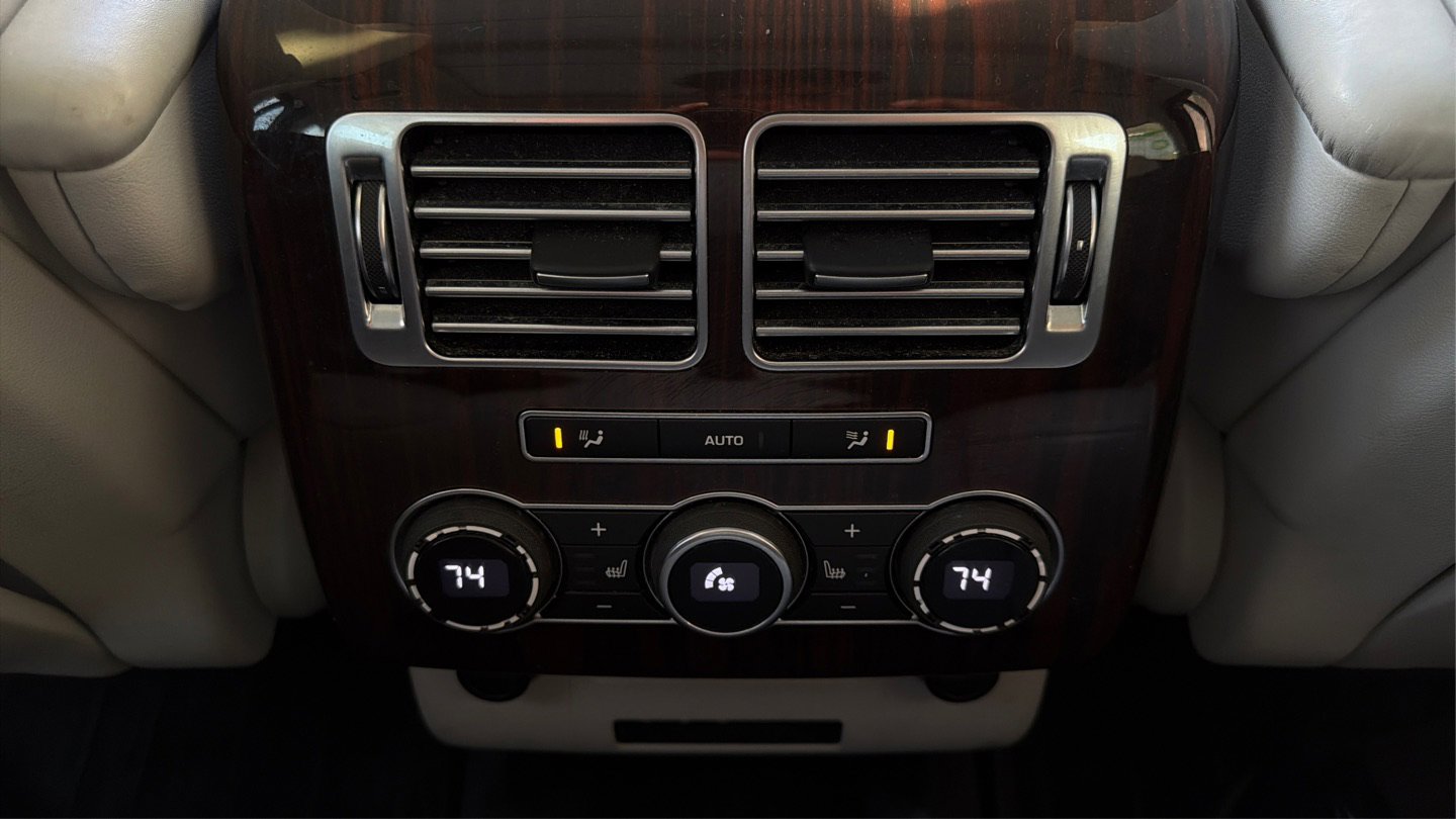 Used 2016 Land Rover Range Rover HSE image 35