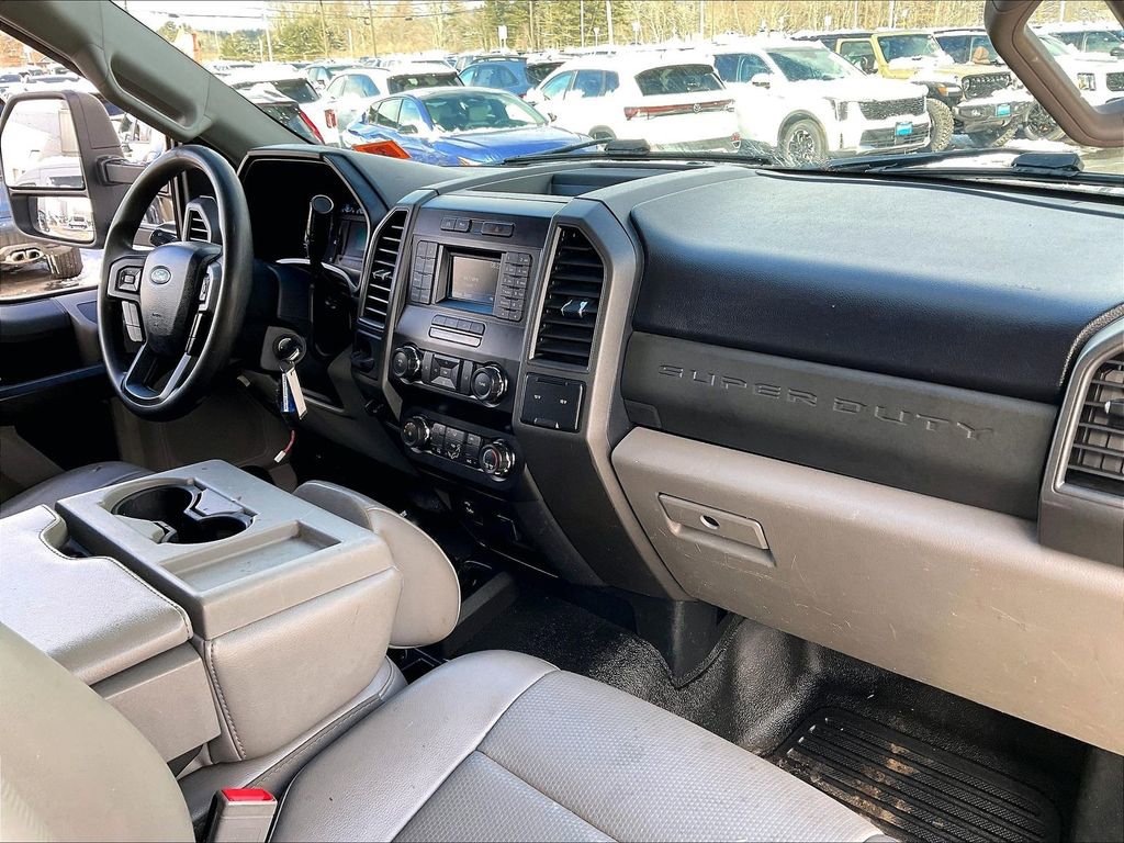 Used 2019 Ford F550 4x4 Regular Cab Super Duty image 13
