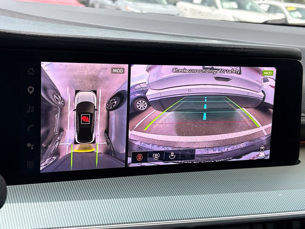 Certified 2025 Nissan Murano SL AWD/4WD image 36