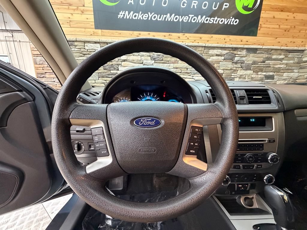 Used 2012 Ford Fusion SE FWD image 33