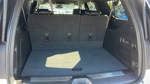 Used 2025 GMC Yukon XL Denali image 33