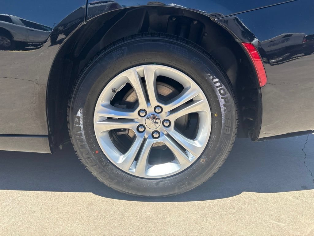 Used 2023 Dodge Charger SXT RWD image 8