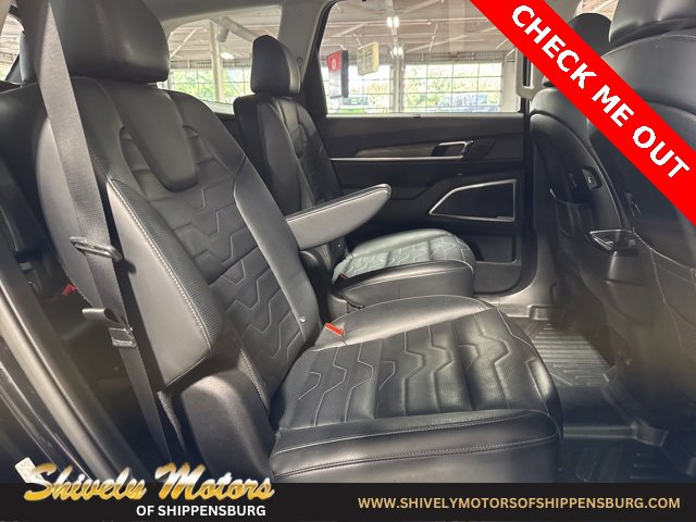 Used 2022 Kia Telluride SX w/ SX Prestige Package image 37